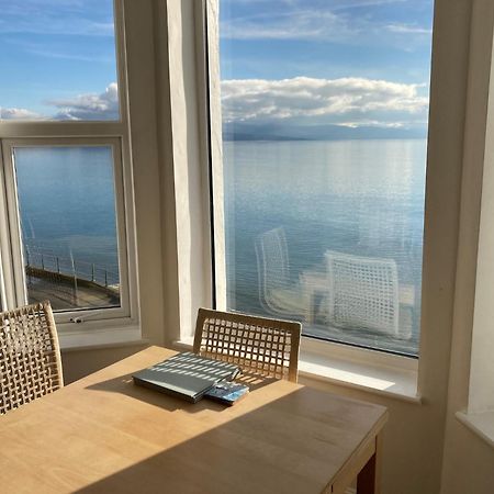 Marine Terrace Apartments クリクキエス エクステリア 写真