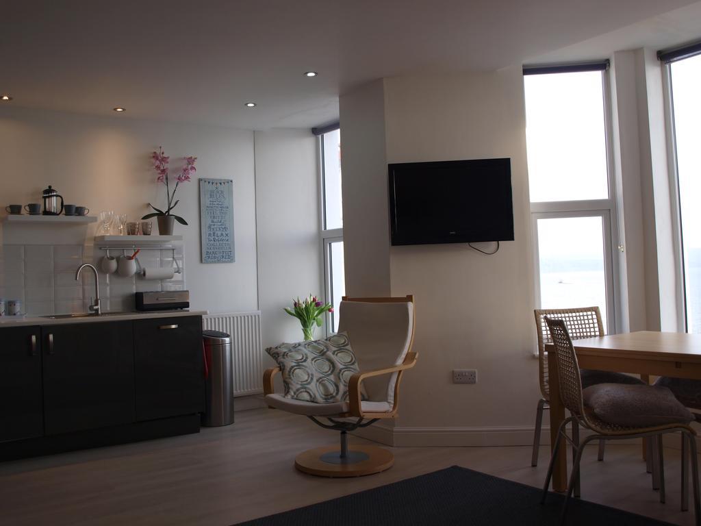 Marine Terrace Apartments クリクキエス エクステリア 写真